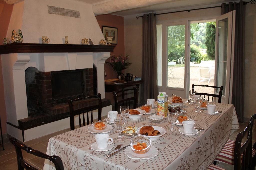 Bed and Breakfast Mas De La Douceur Saint-Andiol Exteriér fotografie