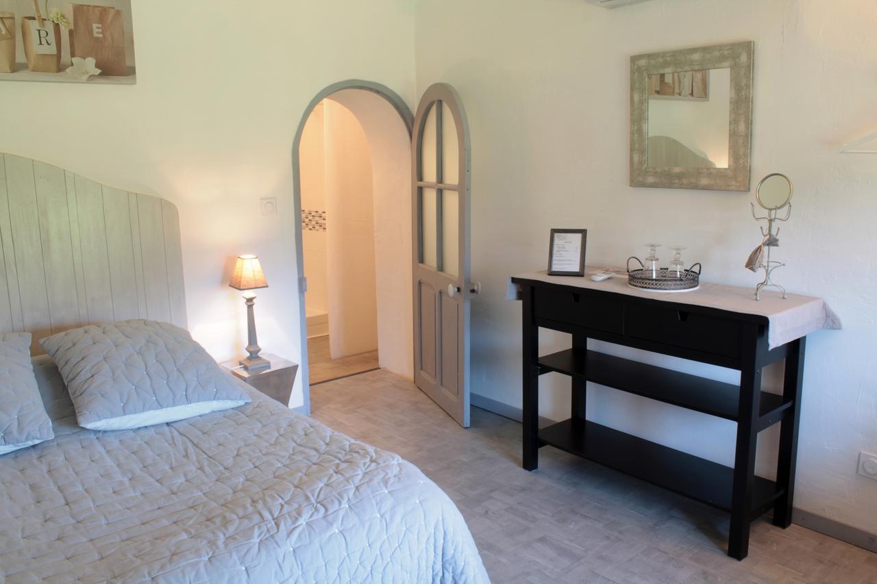 Bed and Breakfast Mas De La Douceur Saint-Andiol Exteriér fotografie